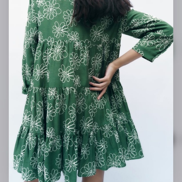 Flower Embroidered Linen Dress - Picture 4 of 7